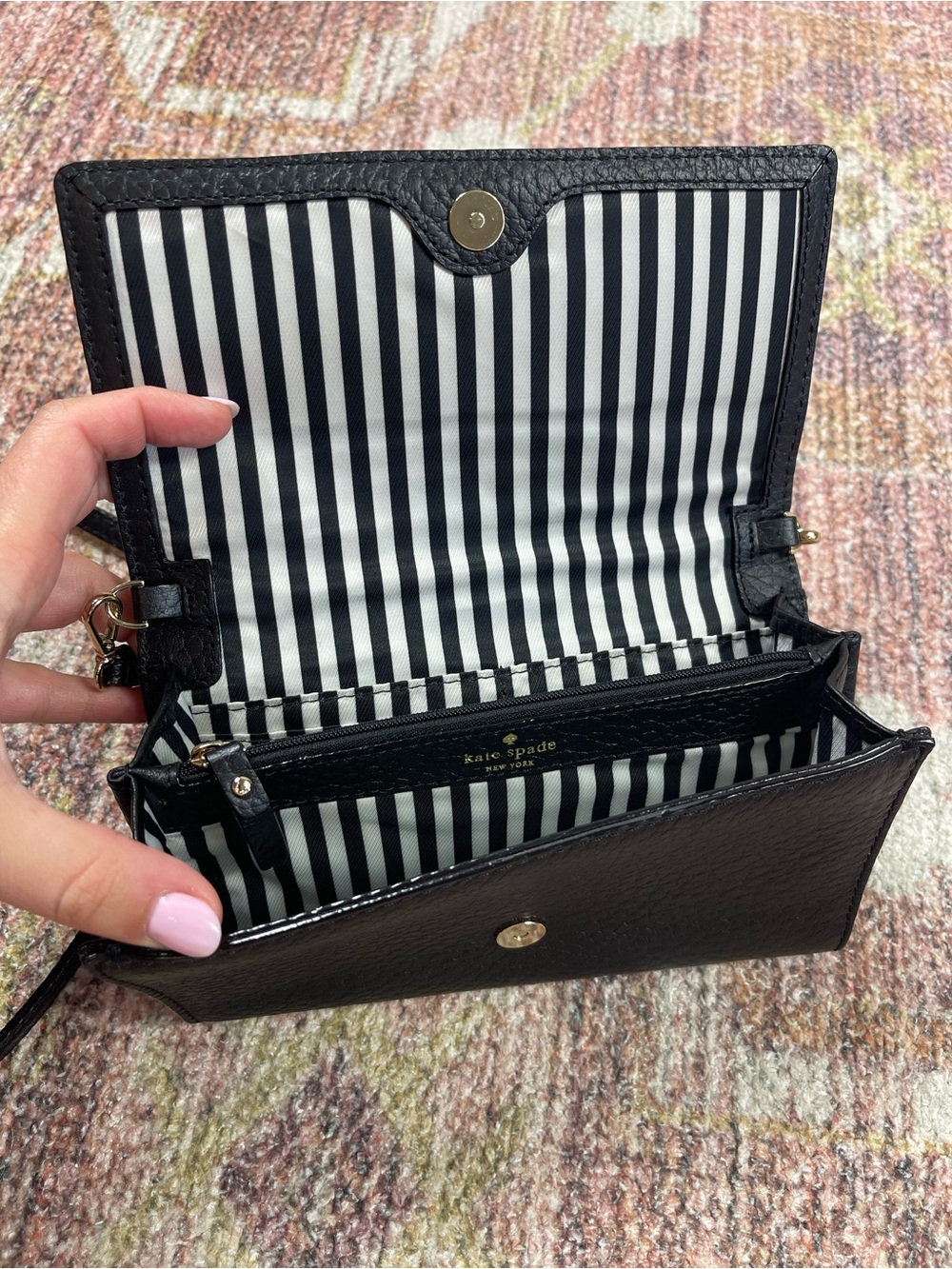 Kate Spade Southport Avenue Natalie Pebbled Leather Clutch Crossbody Bag Black - Picture 3 of 7